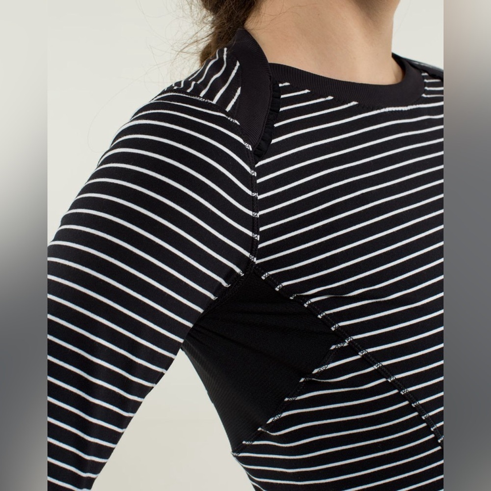Lululemon Base Runner Long Sleeve , sz : 6 - Picture 4 of 12